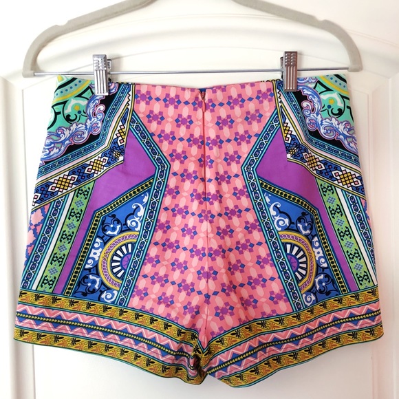 Runs small. - Picture 2 of 3